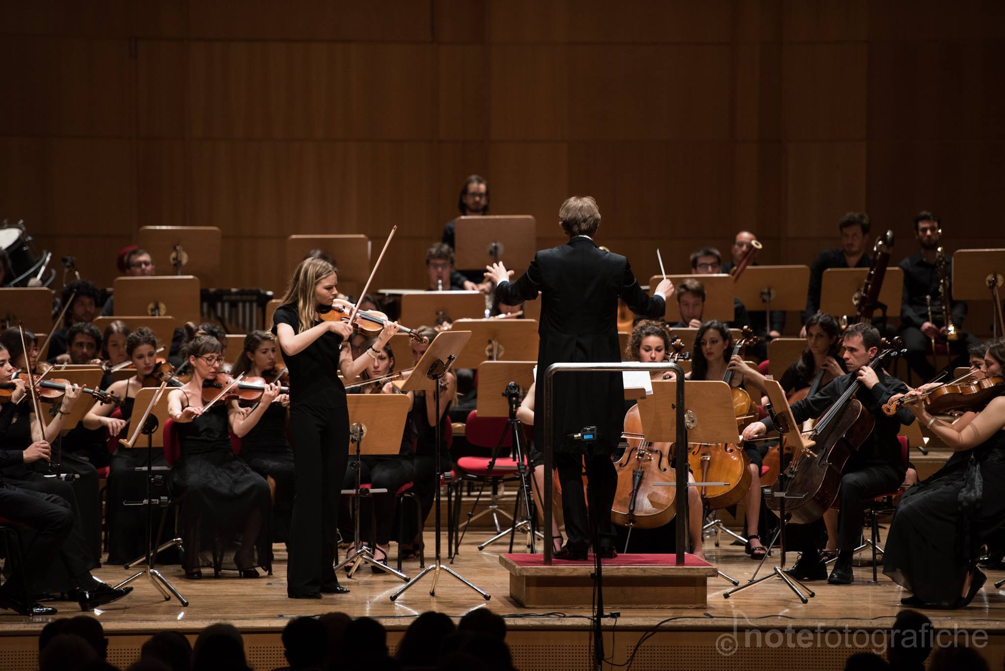 #sultuoschermo orchestra senzaspine